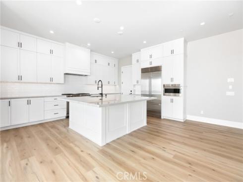 127  Oakstone  , Irvine, CA