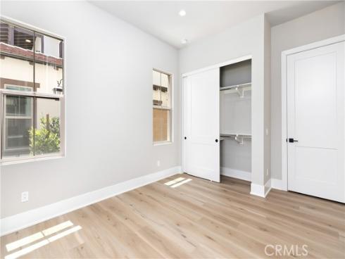 127  Oakstone  , Irvine, CA