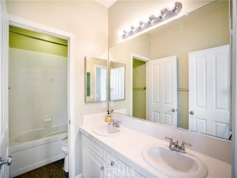 7 Honeydew , Irvine, CA