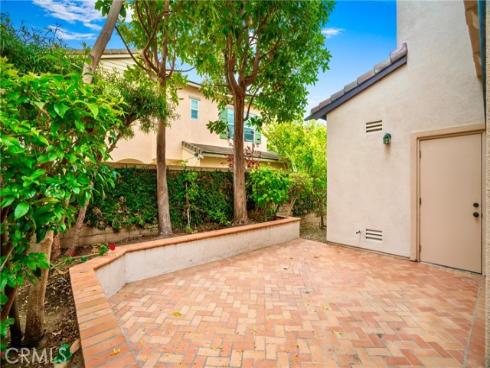 7 Honeydew , Irvine, CA