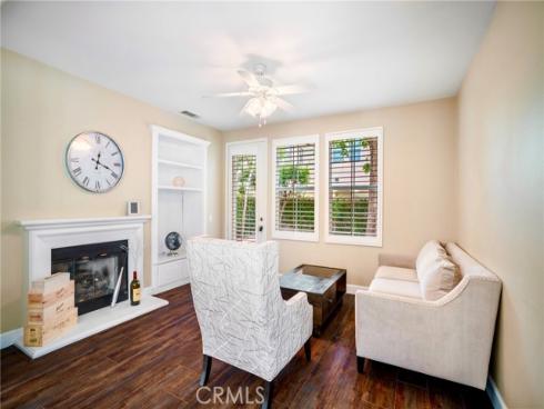 7 Honeydew , Irvine, CA