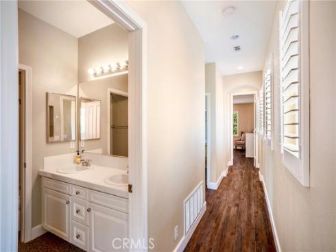 7 Honeydew , Irvine, CA