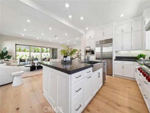 56 Chasma , Irvine, CA