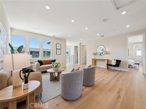 56 Chasma , Irvine, CA