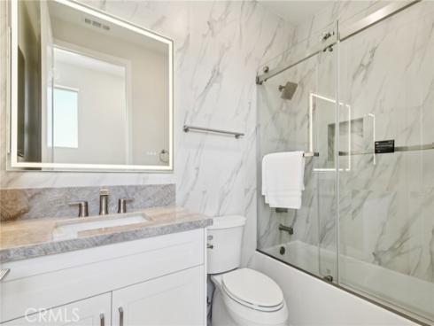 56 Chasma , Irvine, CA