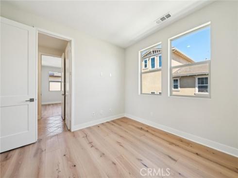 56 Chasma , Irvine, CA