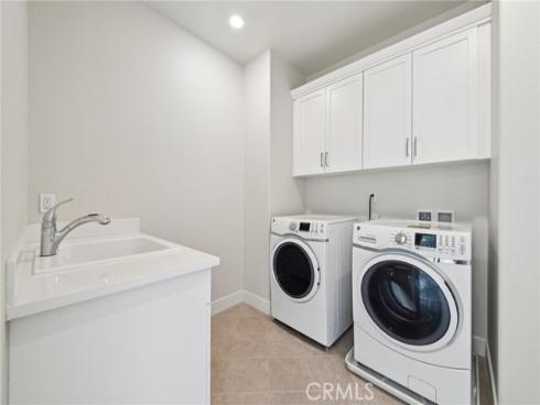 56 Chasma , Irvine, CA