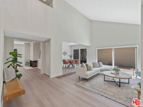 19 Rippling , Irvine, CA