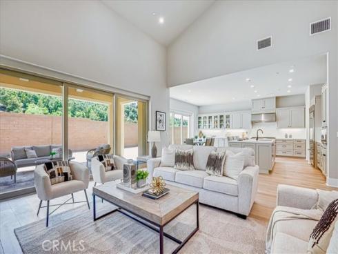 100 Bozeman , Irvine, CA