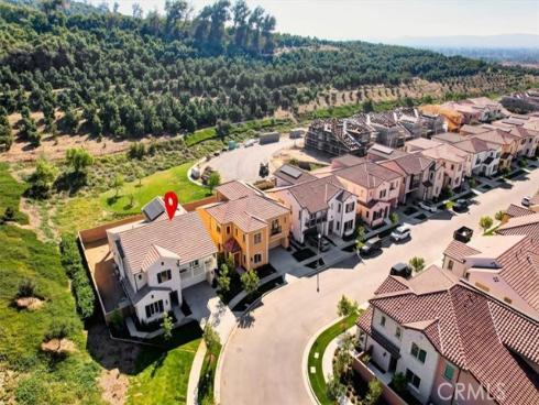 100 Bozeman , Irvine, CA