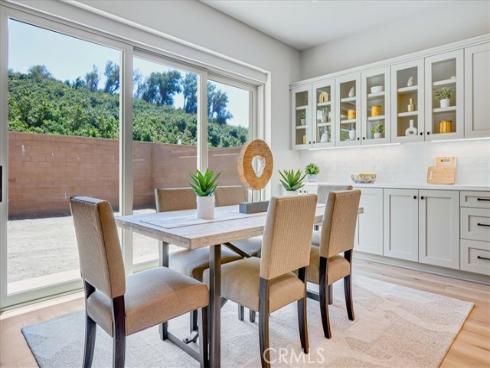 100 Bozeman , Irvine, CA