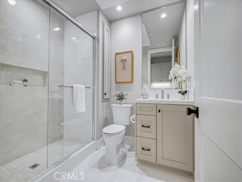 100 Bozeman , Irvine, CA