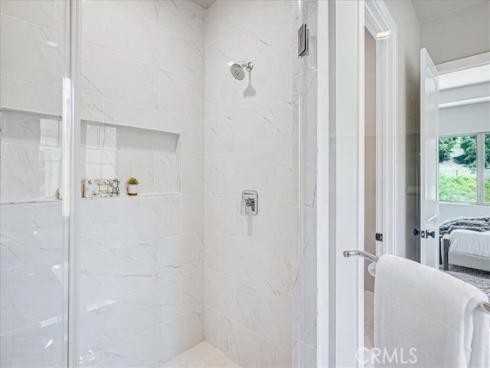 100 Bozeman , Irvine, CA