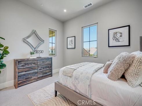 100 Bozeman , Irvine, CA