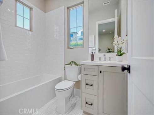 100 Bozeman , Irvine, CA