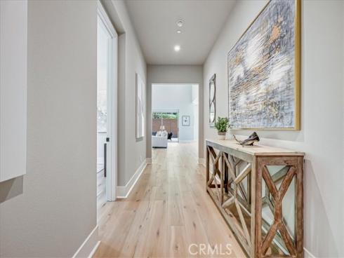 100 Bozeman , Irvine, CA