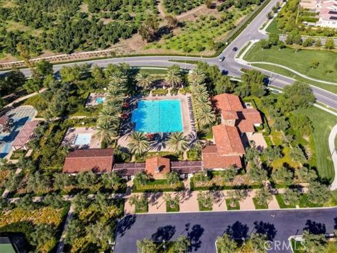 100 Bozeman , Irvine, CA