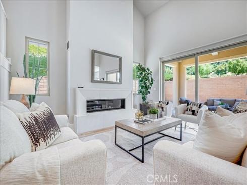 100 Bozeman , Irvine, CA