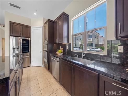 124 Trumpet Flower , Irvine, CA