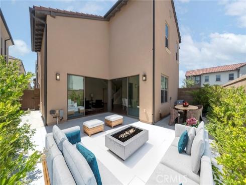 124 Trumpet Flower , Irvine, CA