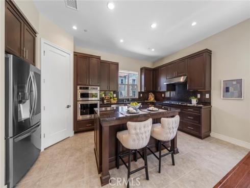 124 Trumpet Flower , Irvine, CA