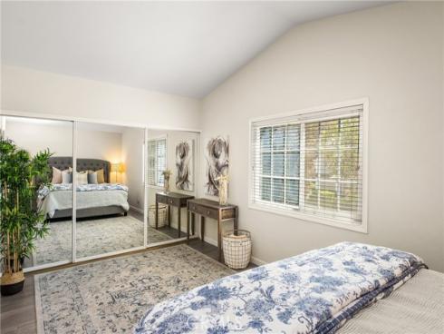 9 New Mdws , Irvine, CA