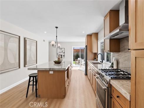 25 Almond Tree Lane, Irvine, CA