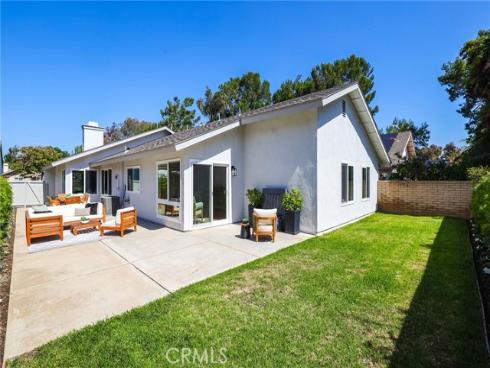 25 Almond Tree Lane, Irvine, CA