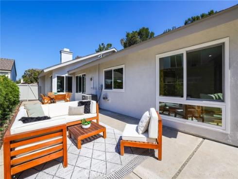 25 Almond Tree Lane, Irvine, CA