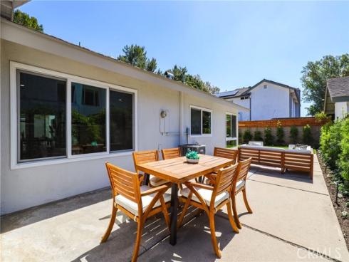 25 Almond Tree Lane, Irvine, CA