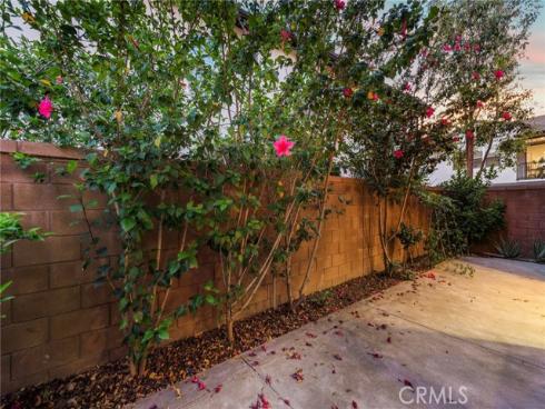 111 Henson , Irvine, CA