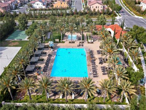 111 Henson , Irvine, CA