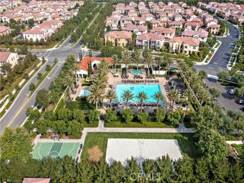 111 Henson , Irvine, CA