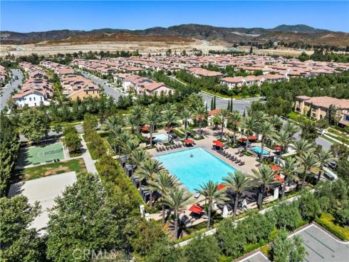 111 Henson , Irvine, CA