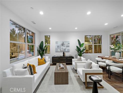 111 Henson , Irvine, CA