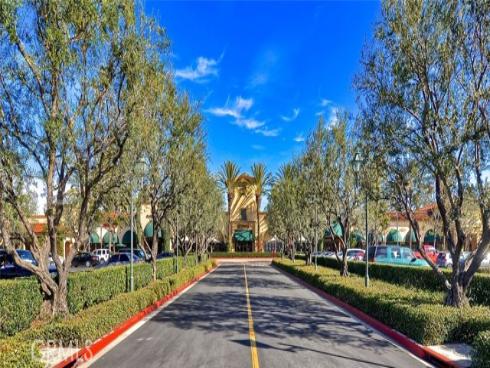 111 Henson , Irvine, CA