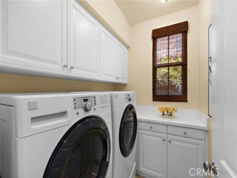 21 Fanpalm , Irvine, CA