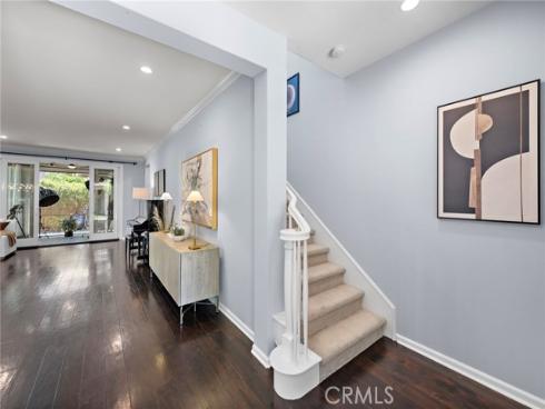 21 Fanpalm , Irvine, CA