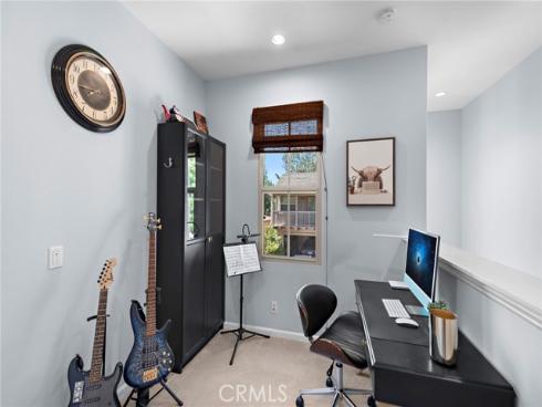 21 Fanpalm , Irvine, CA