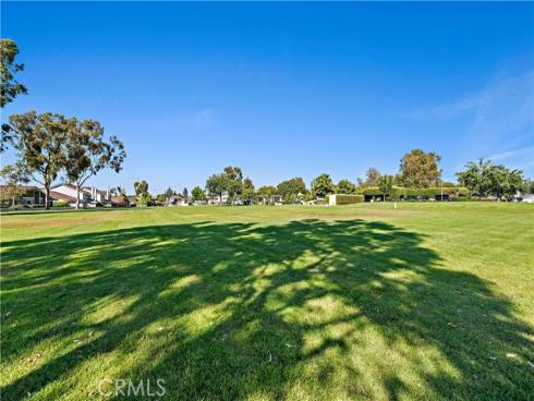 21 Fanpalm , Irvine, CA