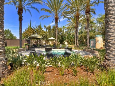 21 Fanpalm , Irvine, CA