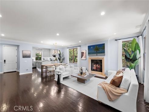 21 Fanpalm , Irvine, CA