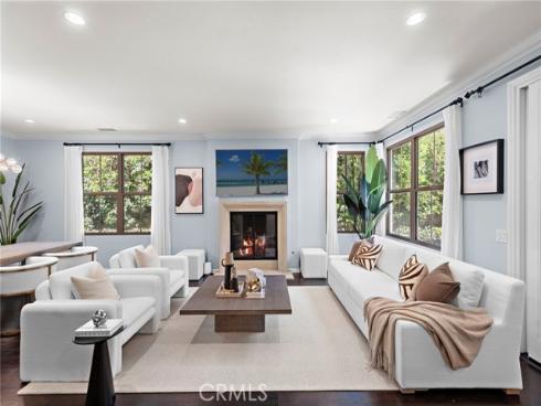 21 Fanpalm , Irvine, CA