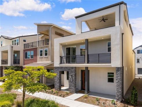 241 Abacus , Irvine, CA