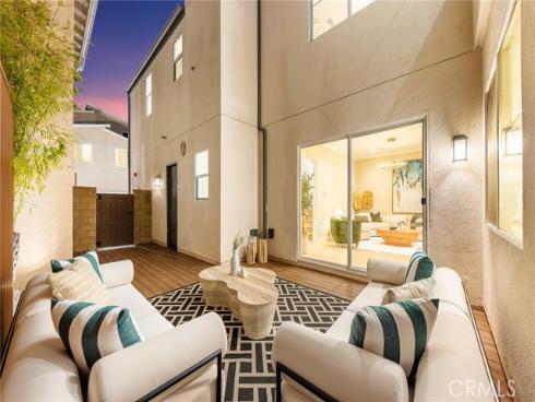 241 Abacus , Irvine, CA