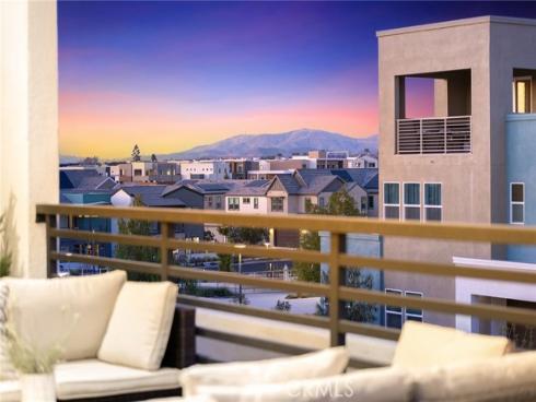 241 Abacus , Irvine, CA