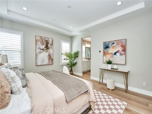 223  Gaspar  , Irvine, CA