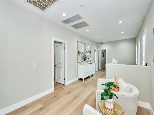 223  Gaspar  , Irvine, CA