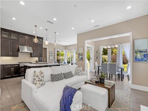 57  Stanza  , Irvine, CA