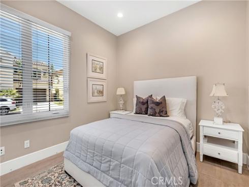 57  Stanza  , Irvine, CA